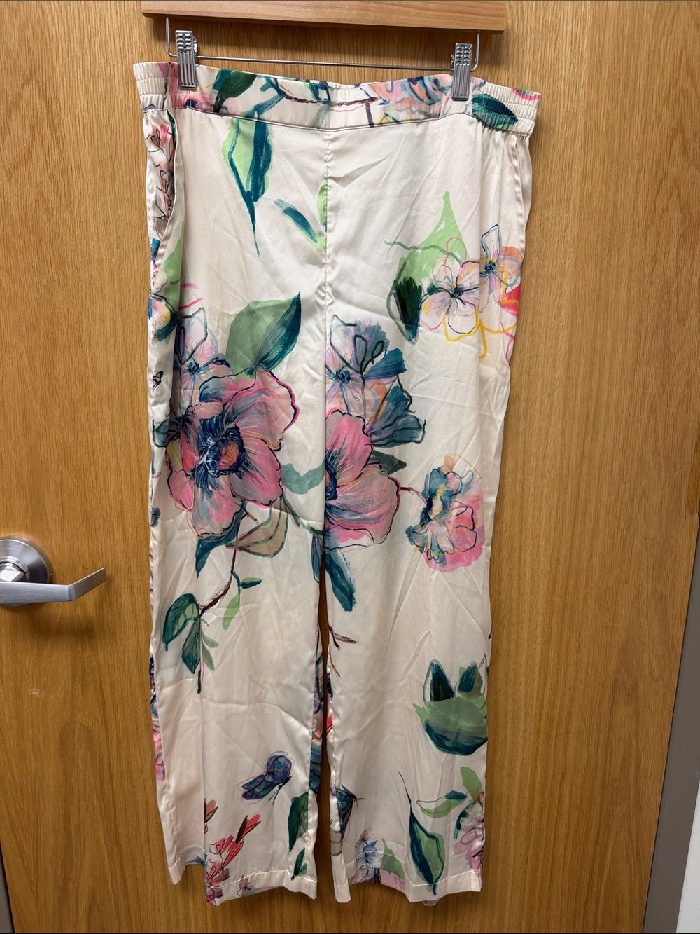 Soma Women’s Cream Floral Artistic Painterly Wide-Leg Satin Pants Size L